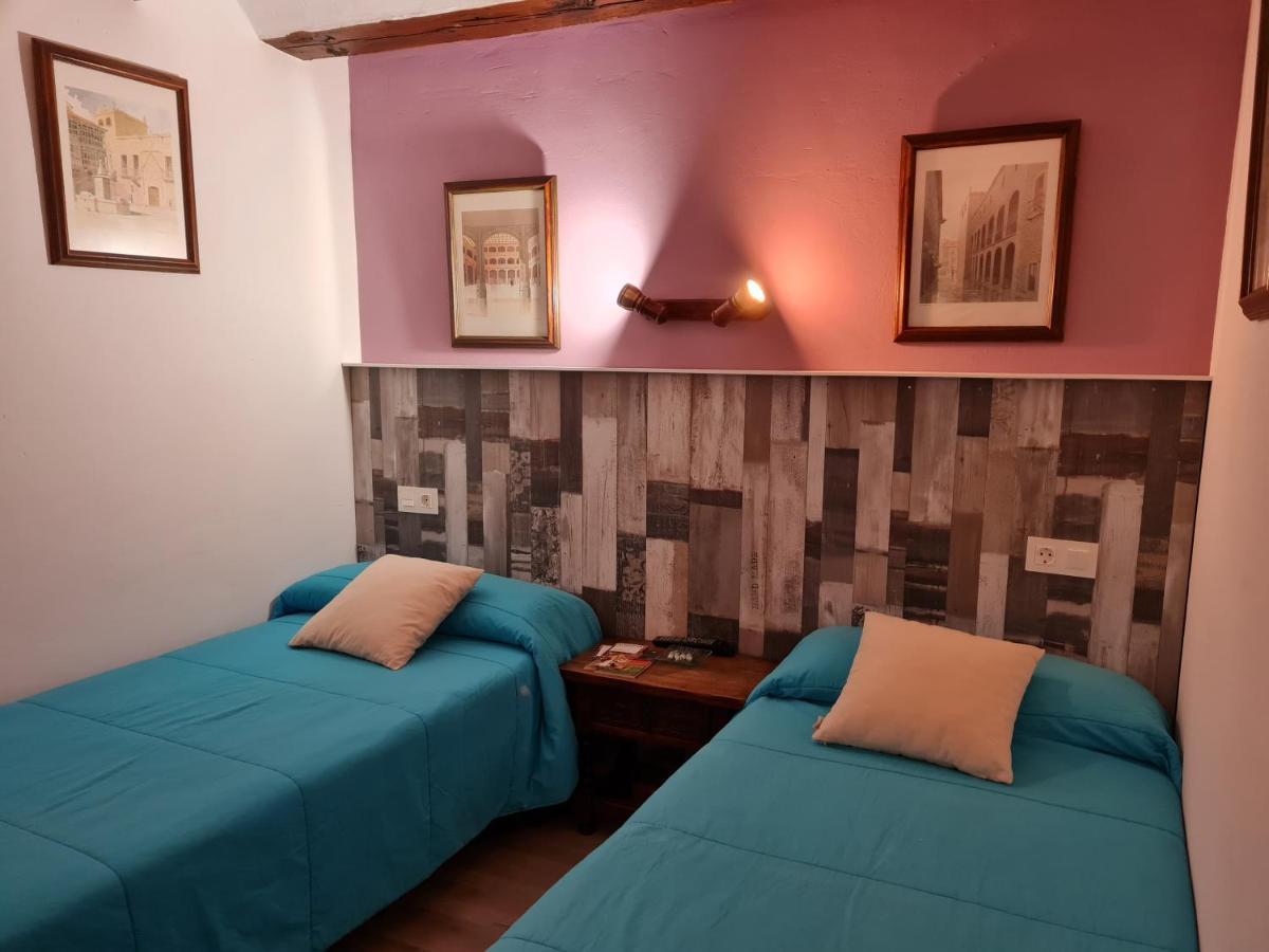 Restaurante Hotel Rural Papasol อาตาปูแอร์กา ภายนอก รูปภาพ